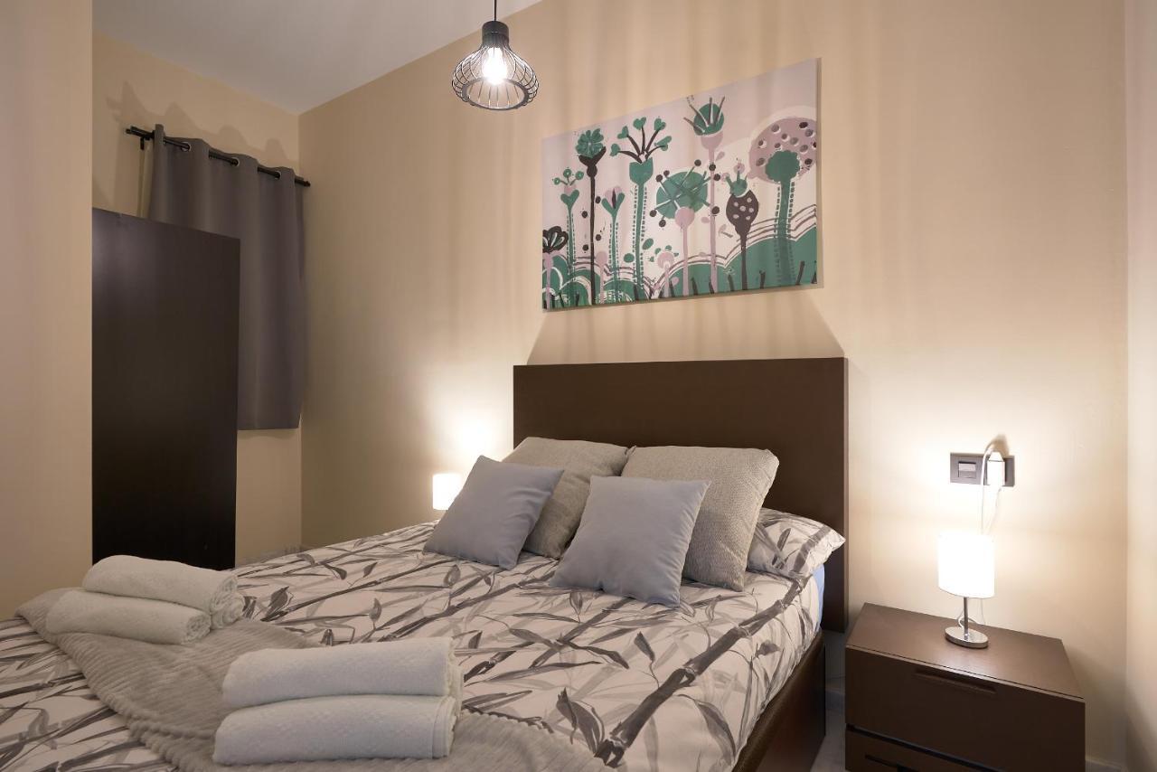 Apartamentos Tejares De Triana 16B Seville Exterior photo